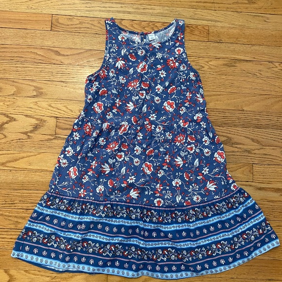 Old Navy Dresses & Skirts - ❤️Floral Old Navy Swing Dress❤️